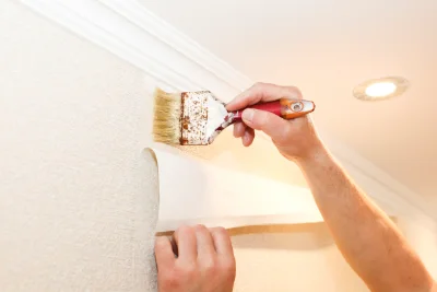 Pose de papier peint à Lembras — revêtements muraux et toiles de verre